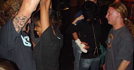 Crowd scene OFFLINE club at the Dogstar, Brixton, Thursday 30th June 2005, urban75 club night, London.