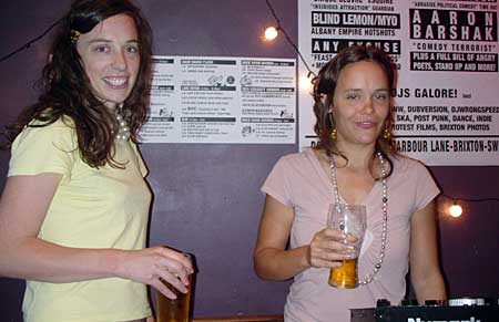 Choc and chum, OFFLINE club at the Dogstar, Brixton, Thursday 28th July 2005, urban75 club night, London.