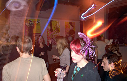 OFFLINE Christmas Party, Brixton JAMM, Brixton Road, Thursday 21st Dec 2006, urban75 club night, London