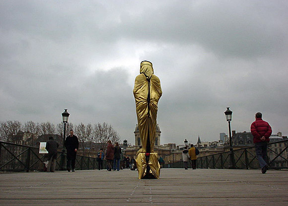Paris street shots, March 2000