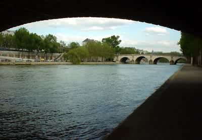 Walking by the Seine