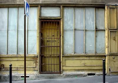 Closed shop, Belleville, Paris
