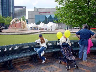 Balloons, Centenary Square