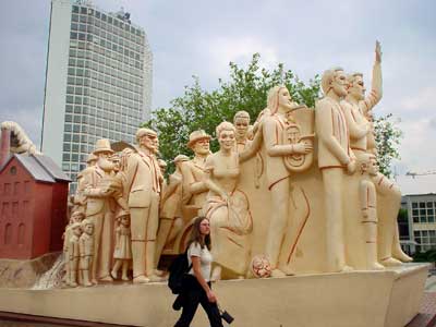 Forward sculpture by Raymond Mason, Centenary Square, Birmingham