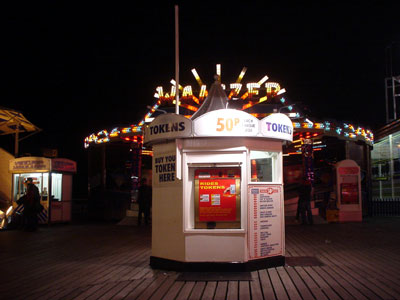 Token kiosk, Brighton pier