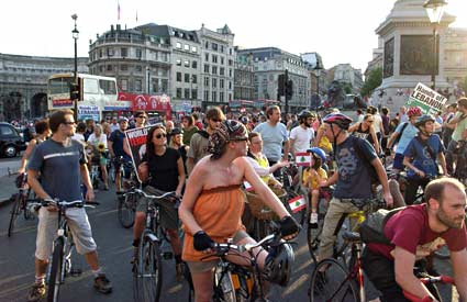Critical Mass bike ride, Waterloo through central London, Friday July 28th, 2006