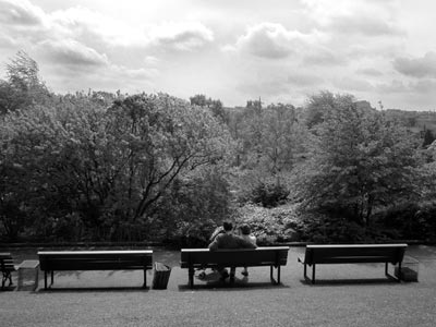 Couple on a bench, Royal Botanic Garden, Edinburgh