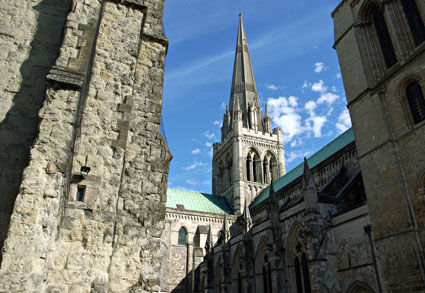 Chichester Cathedral, West Sussex, England photographs. Pictures of the town's architecture, cathedral, streets, museum and parks