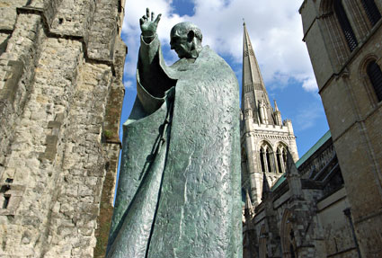 Chichester Cathedral, West Sussex, England photographs. Pictures of the town's architecture, cathedral, streets, museum and parks