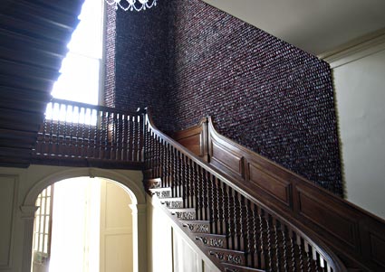 Pallant House Gallery, Chichester, West Sussex, England photographs. Pictures of the town's architecture, cathedral, streets, museum and parks