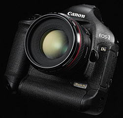 Canon EOS-1Ds Mark III Packs 21MP
