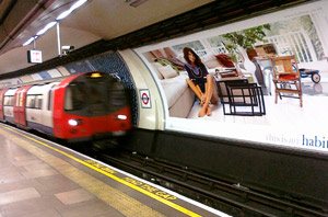 photographing tubes trains and stations
