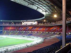deserted Wembley stadium, Oct 2000