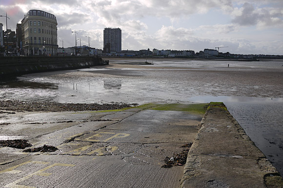 Photos of Margate harbour, beach, old town, promenade and street signs, November, 2009