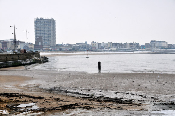 Photos of Margate in the snow around the harbour, beach, old town, promenade, February 2012