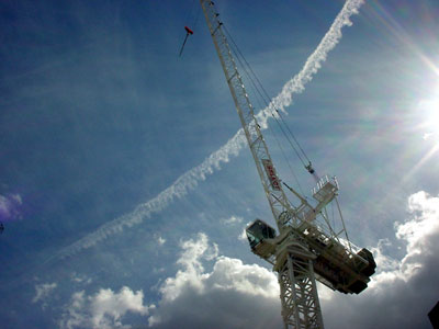 Covent Garden: cloud and crane