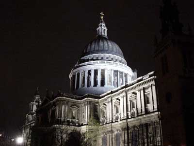 St Paul's Cathedral at night