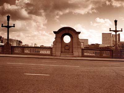 Southwark Bridge over the River Thames, London, 1995