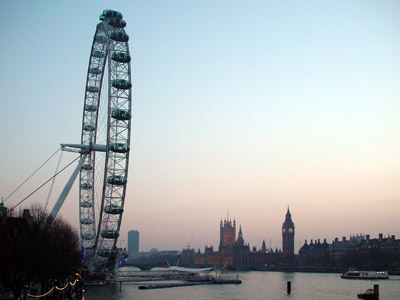 London Eye and Parliament from the Hungerford bridge, London, 2003