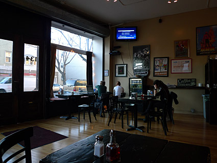 Boneshakers cafe, bikes, food and coffee, 134 Kingsland Ave, Brooklyn, NY 11222 - photographs and feature