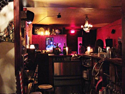 Lucky Cat bar on Grand St, Williamsburg, Brooklyn, New York, Brooklyn, New York, NYC, US