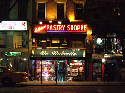 DeRobertis Caffe and Pastry Shoppe, 176 First Ave, Manhattan, New York, New York City, NYC, USA