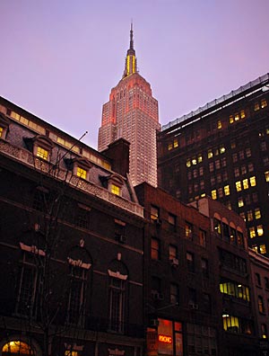 Purple sky, Empire State building, Manhattan, New York