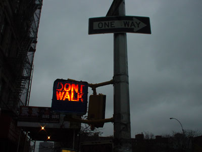 'Don't Walk', First Avenue by East Houston, Manhattan, New York, NYC, USA