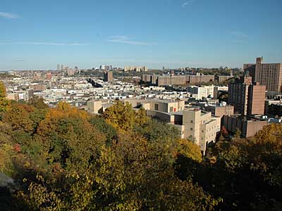 Looking over Sherman Creek from Fort Tryon Park, Manhattan, New York, NYC, USA