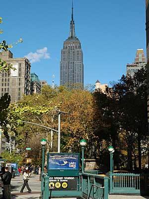Empire State from E23rd Street, Madison Square Park, Manhattan, New York, USA