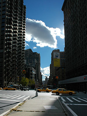 Looking down Broadway from E23rd Street, Madison Square Park, Manhattan, New York, USA