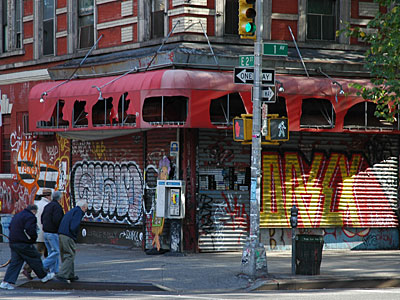 East Village street scene by 1st Ave and 2nd, Manhattan, New York, USA