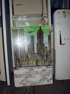Twin Towers painting and abandoned fridge, Lower East Side, New York, signs, shops and graffiti, Manhattan, New York, USA