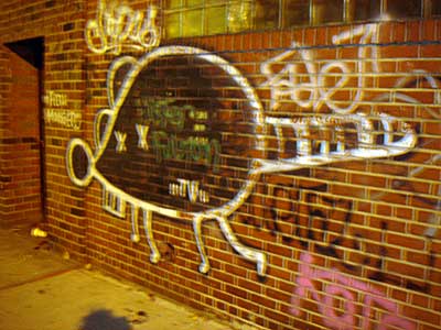 Rat on wall, Williamsburg, New York City, NYC, USA