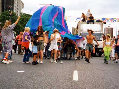 On the move... Reclaim the Streets, M41 Motorway, Shepherd's Bush, 8th June 1996