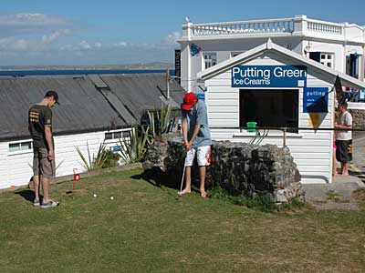 Putting Green action, St Ives, Cornwall, August 2005