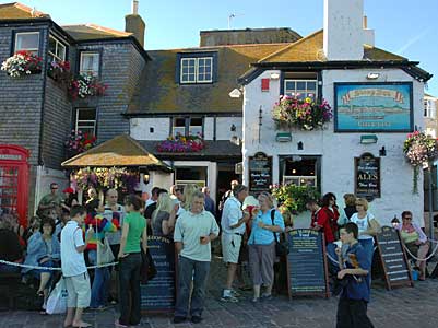 The Sloop, late afternoon, St Ives, Cornwall, August 2005