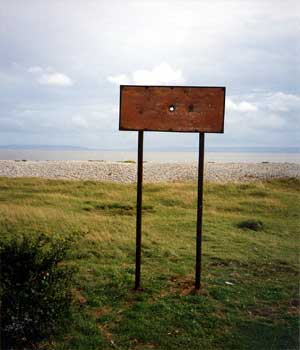 Rusting sign, Font-y-gary