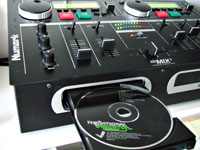 Numark CD Mix 1 DJ Player Review (88%)