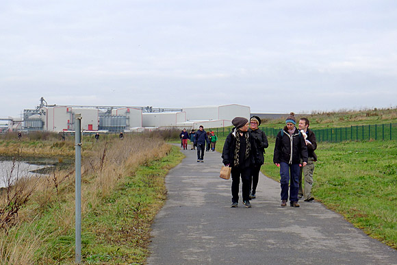 Walking the London Loop, section 24, Rainham to Purfleet, Essex, Sunday 2nd January, 2011