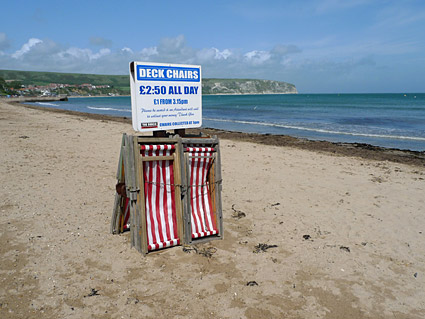 Swanage town photos, streets views, castle and railway station, Isle of Purbeck walk, Dorset, May 2009 - photos, feature and comment - photos, feature and comment