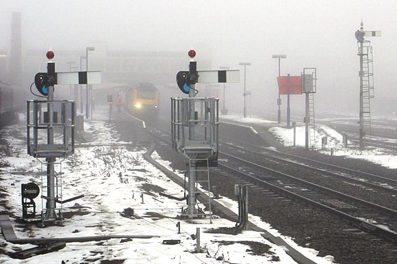 Banbury railway station: fog, semaphore signals and trainspotters