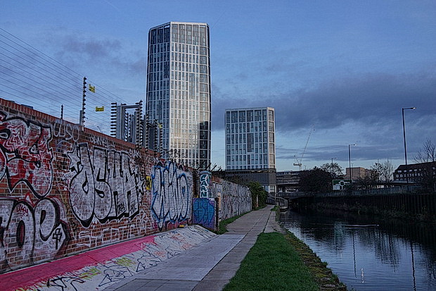 Bow to Hackney Wick canalside walk: barges, street art, buildings and twilight, Feb 2019