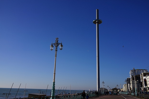 The last remains of Brighton's West Pier and the British Airways i360 tower, November 2018
