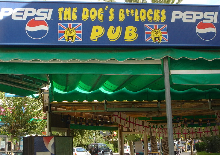 The Brits in Benidorm: English flags, Chippies, Bingo, Beer and Pubs, November 2004