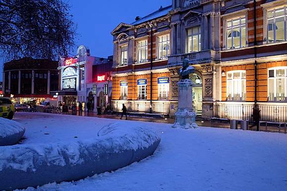 Brixton freeze continues - town centre photos