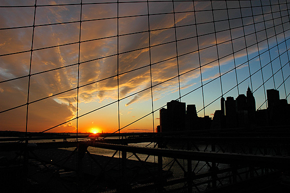 A stunning Brooklyn Bridge sunset, NYC
