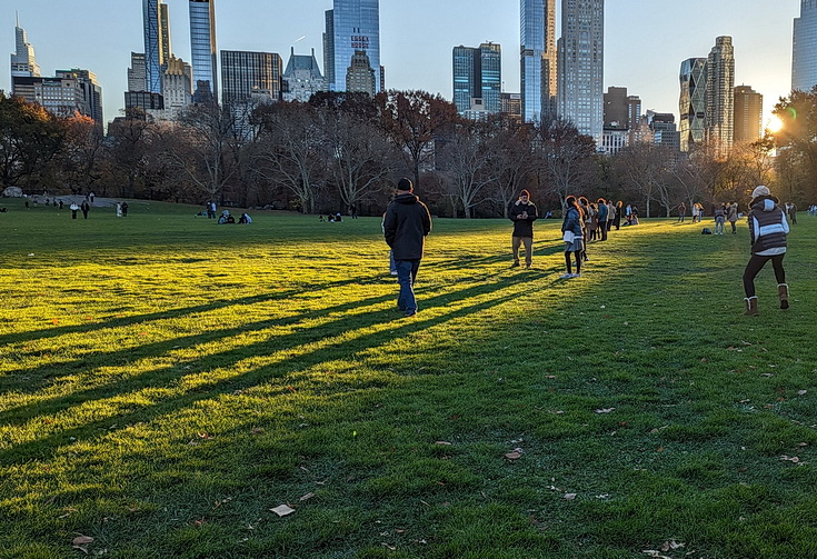 In photos: ice skating, autumnal shades and shadows, Central Park, New York