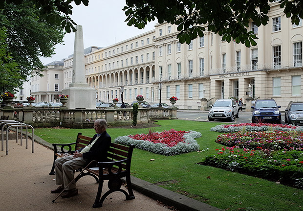 Photos and street scenes from Cheltenham, Gloucestershire, England