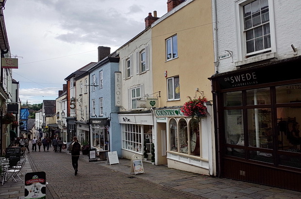 In photos: a look around Chepstow, south Wales, August 2017